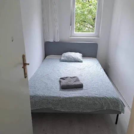 Central Apartment With Balcony Near Castle Hill Budapesta Exterior foto