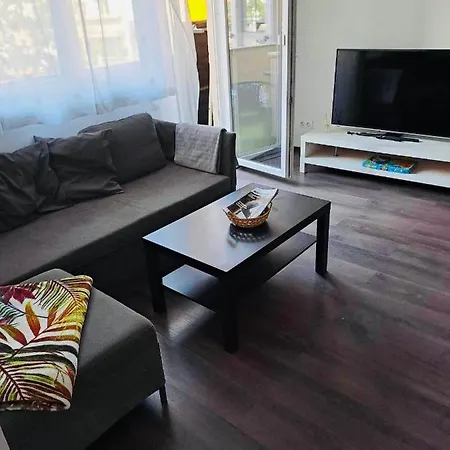 Central Apartment With Balcony Near Castle Hill Budapesta Exterior foto