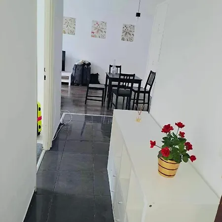 Central Apartment With Balcony Near Castle Hill Budapesta Exterior foto